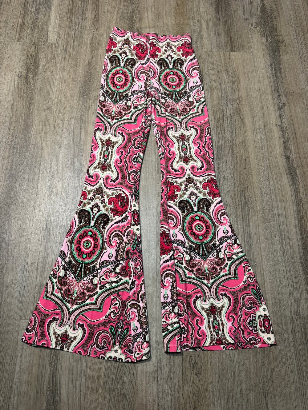 Free People Women's Pink Paisley Patterned Bell Bottom Pants